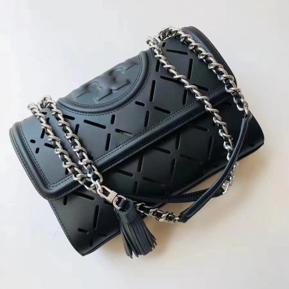 New Tory Burch Fleming Cutout Black Shoulder Bag - Picture 2 of 5